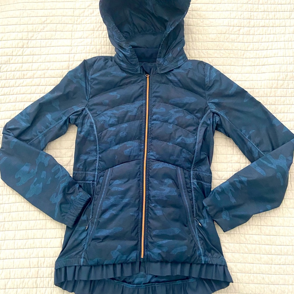 Lululemon Spring Fling Hooded Windbreaker Jacket